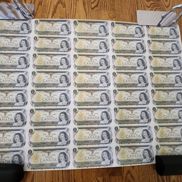 💯NWOT'S uncirculated sheet of 1973 $1 Bank of Canada bills - Picture 2 of 7